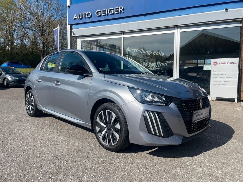 Peugeot 208 18.500 km 15.490 € Oberstenfeld 71720
