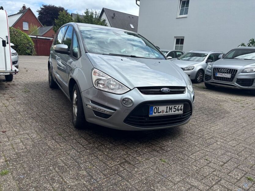 Ford S-Max 153.500 km 8.500 € Oldenburg 26133