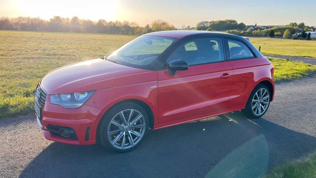 Audi A1 153.000 km 7.000 &euro; Weitefeld 57586