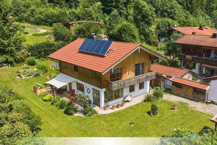 Haus Miesbach - 6 Zimmer, 165 m&sup2;, 1.099.000&euro; | Angebot:26502476