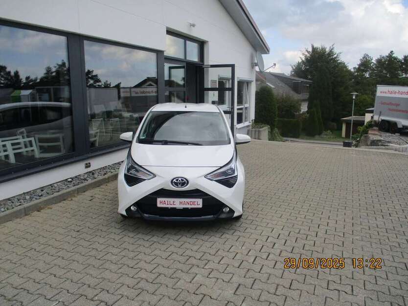 Toyota Aygo 37.000 km 9.800 € Gammertingen 72501