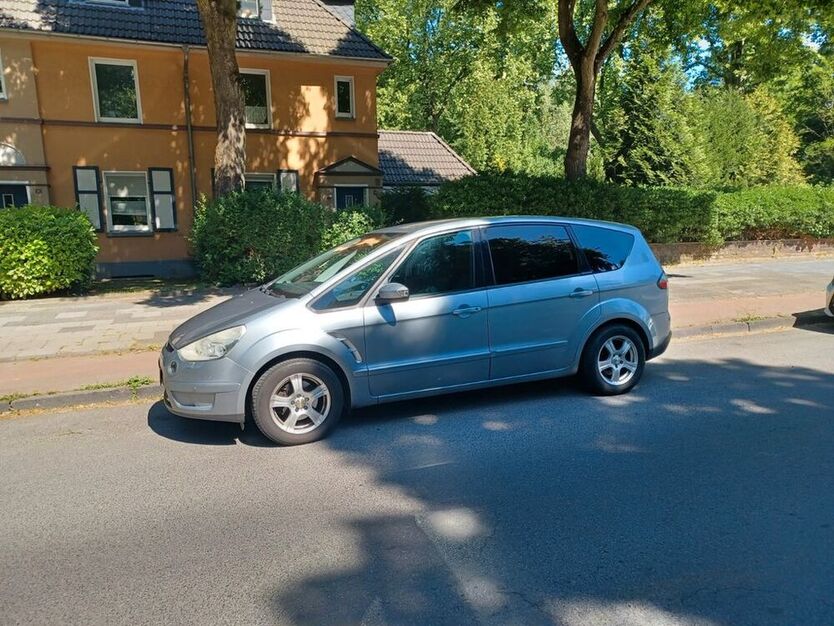 S-Max