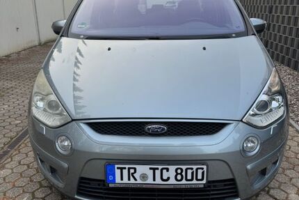 Ford S-Max 306.200 km 3.699 &euro; Konz 54329