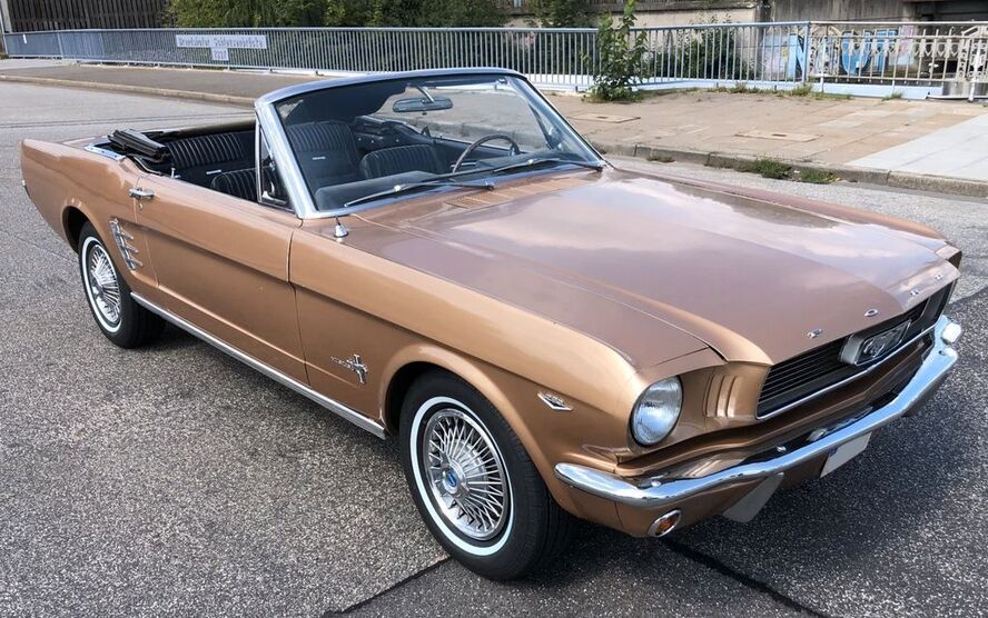 Ford Mustang 99.999 km 29.999 € Hamburg 22397