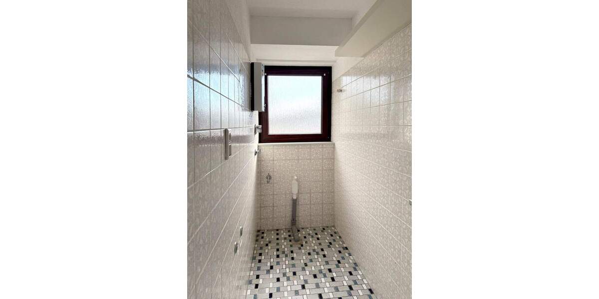 Moderne 4-Zimmer-Wohnung (Leerstand) mit Balkon und Garage in Weye - WE04 4 zimmer