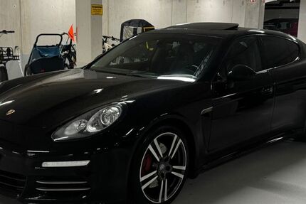 Porsche Panamera 182.000 km 26.999 € Münster 48151
