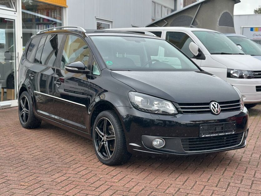 VW Touran 135.000 km 10.990 € Coesfeld 48653