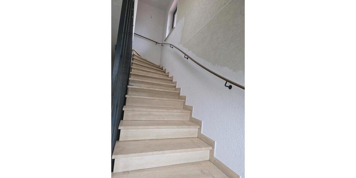 Einfamilienhaus Schondra - 7 Zimmer, 138 m&sup2;, 165.000&euro; | Angebot:27022970