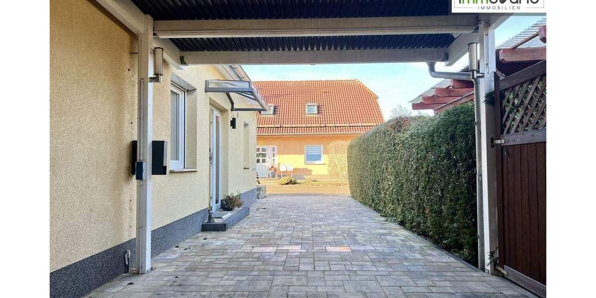 Stilvoller Bungalow-Traum mit Garten und Pool in ruhiger Lage Otterslebens zu vermieten! 3 zimmer