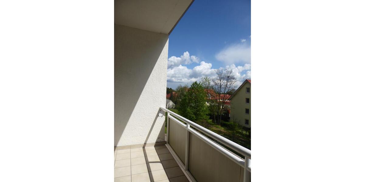 Etagenwohnung Bad Lauchstädt - 3 Zimmer, 58 m&sup2;, 379&euro; | Angebot:25417983