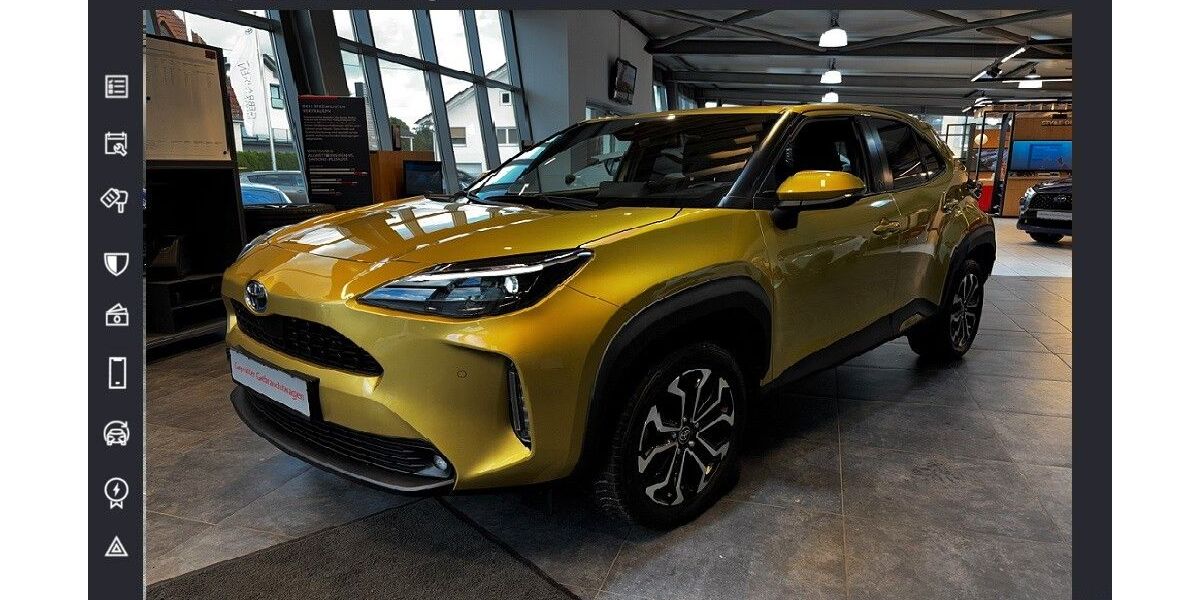 Toyota Yaris Cross 31.240 km 24.690 &euro; Lich 35423