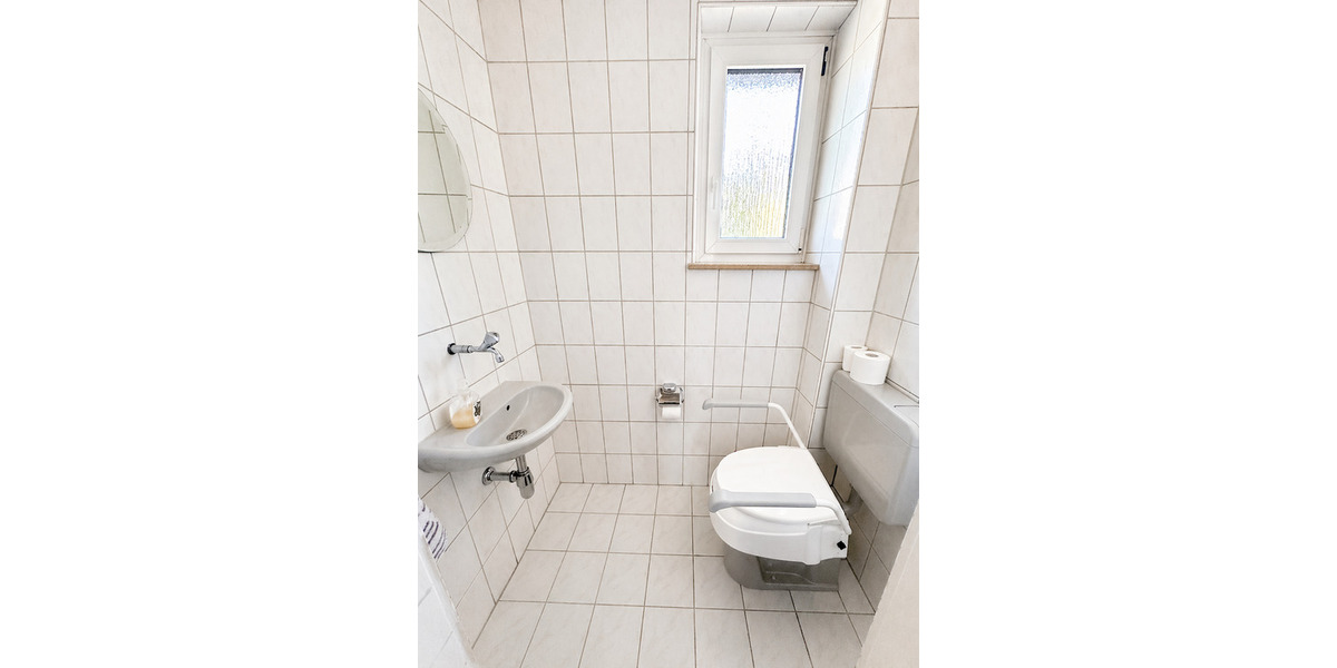 Mehrfamilienhaus, Wohnhaus Filderstadt Bernhausen - 9 Zimmer, 196 m&sup2;, 795.000&euro; | Angebot:26474972