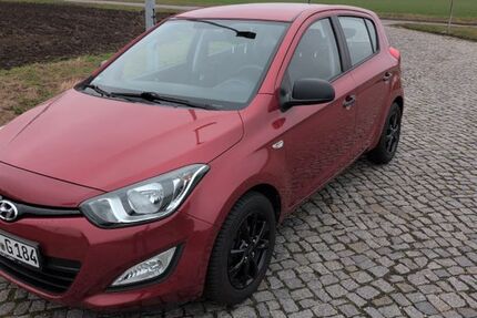 Hyundai i20 28.800 km 6.500 &euro; Weißenfels 06667
