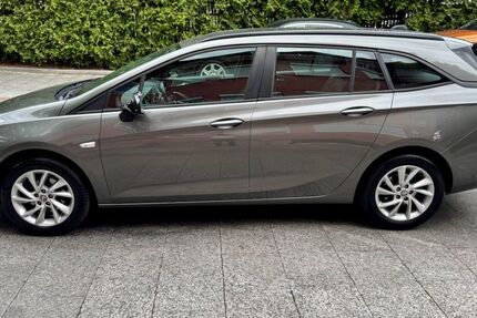 Opel Astra 64.000 km 7.980 &euro; München 81827