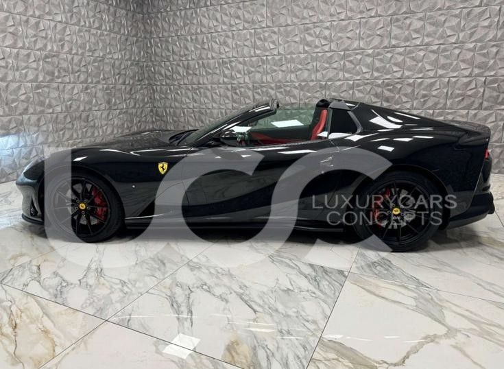 Ferrari 812 25.000 km 395.000 € Steißlingen 78256