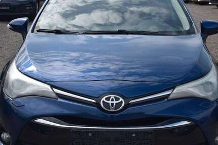 Toyota Avensis 245.000 km 7.999 &euro; Berlin 13597