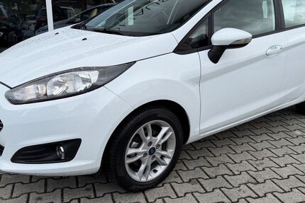 Ford Fiesta 110.000 km 5.699 € Valley (bei München) 83626