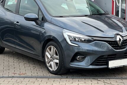 Renault Clio 59.800 km 11.995 &euro; Bruchsal-Helmsheim 76646