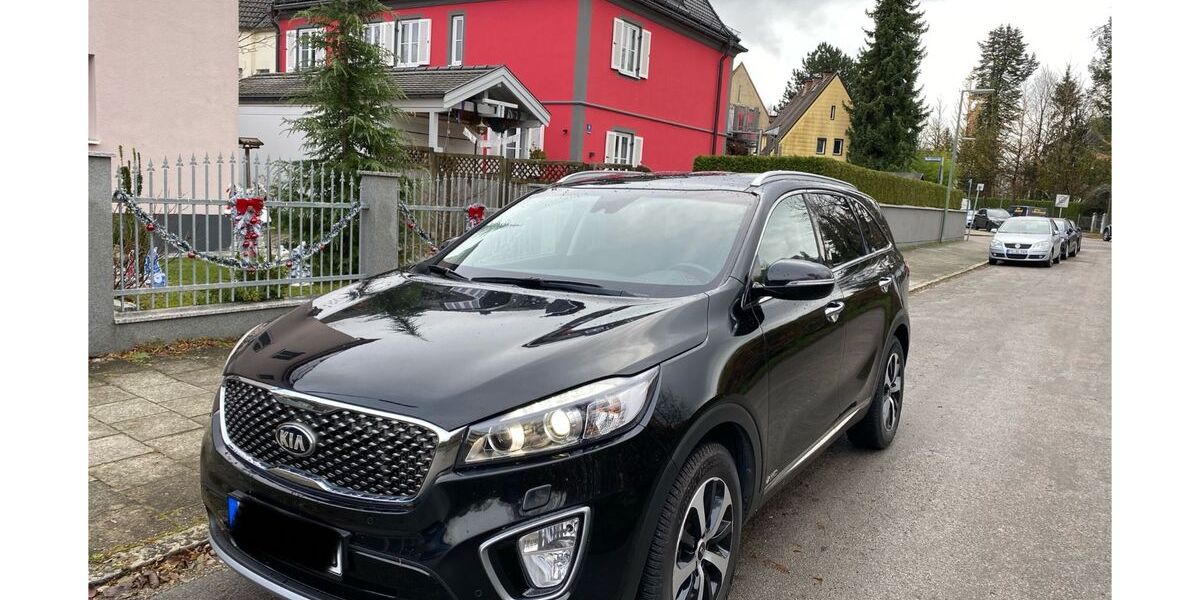 Kia Sorento 58.000 km 21.900 € München 81541