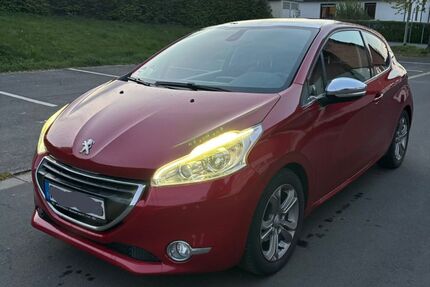 Peugeot 208 169.000 km 3.400 &euro; Reichelsheim 61203
