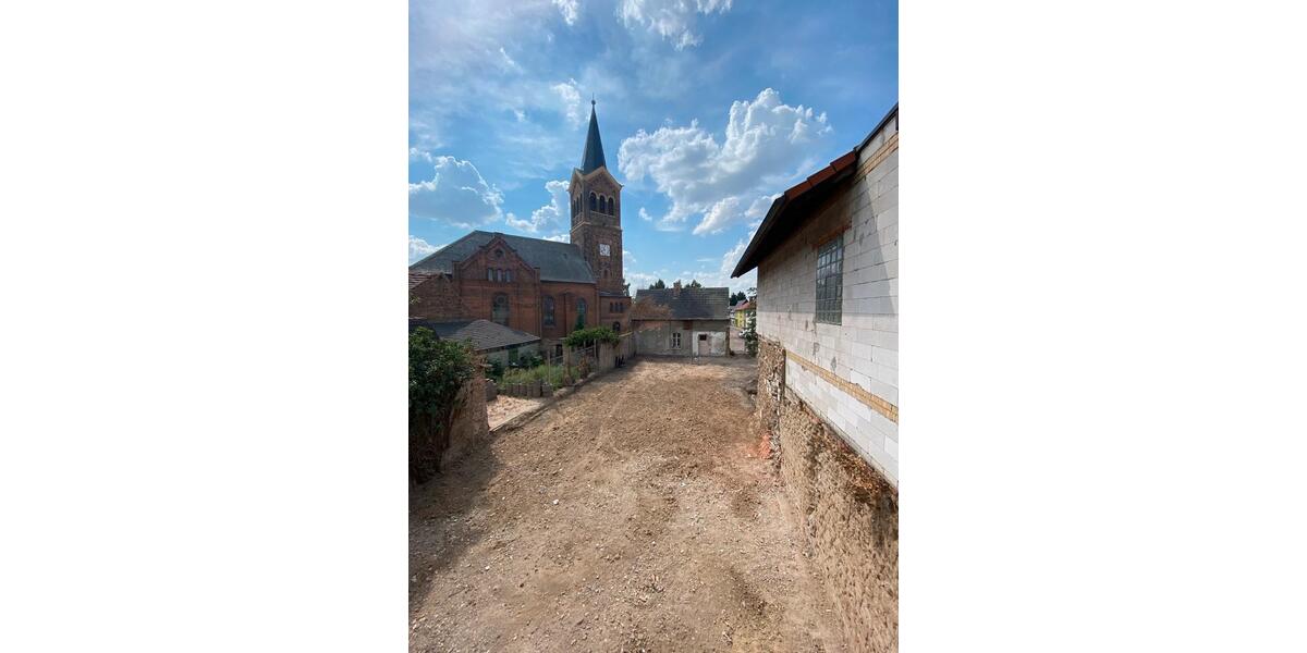 Mehrfamilienhaus, Wohnhaus Südliches Anhalt - 8 Zimmer, 200 m&sup2;, 35.000&euro; | Angebot:25137252