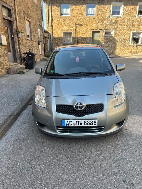 Yaris