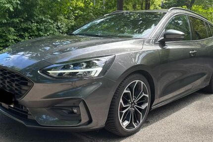 Ford Focus 65.100 km 17.200 &euro; Hamburg 21149