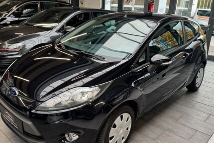 Ford Fiesta 140.000 km 3.900 € Detmold 32758