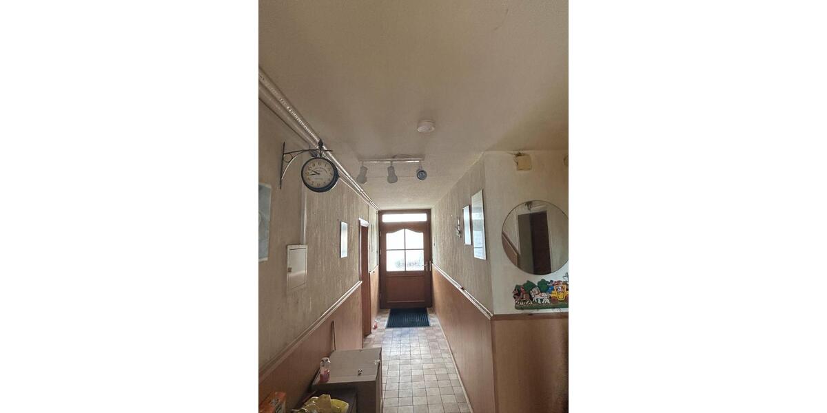 Einfamilienhaus Kusel - 11 Zimmer, 225 m&sup2;, 160.000&euro; | Angebot:26413367