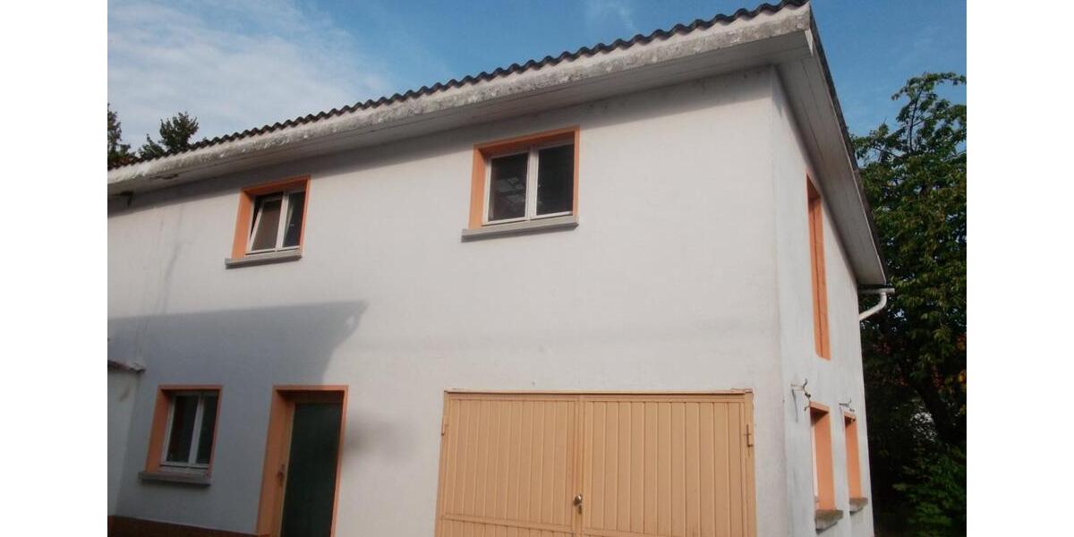 Doppelhaushälfte mit Zisterne 4.5 zimmer