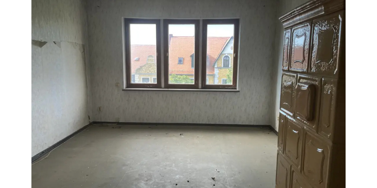 Mehrfamilienhaus, Wohnhaus Naumburg (Saale) Naumburg - 2 Zimmer, 376 m&sup2;, 195.000&euro; | Angebot:26137743