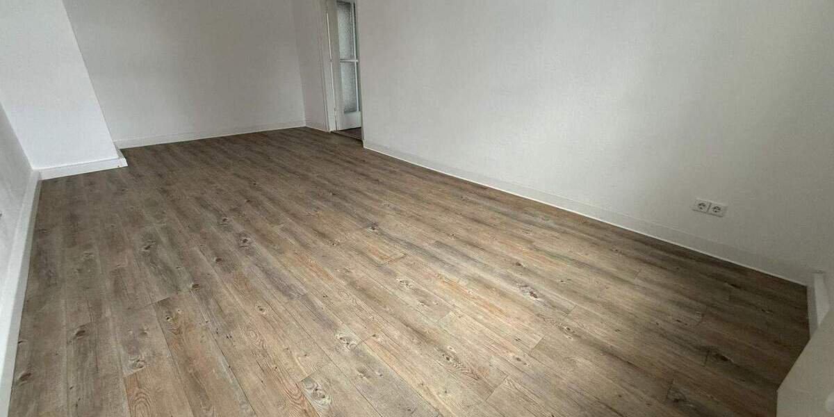 Zimmer Chemnitz Sonnenberg - 2 Zimmer, 67 m&sup2;, 330&euro; | Angebot:25985408