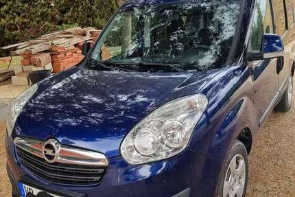 Opel Combo 118.000 km 9.800 &euro; Angelburg 35719