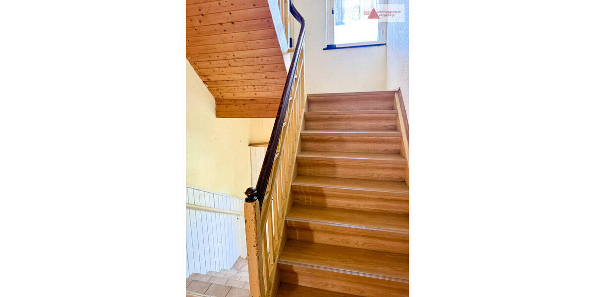 Reihenmittelhaus Zschopau - 9 Zimmer, 210 m&sup2;, 69.000&euro; | Angebot:22452439