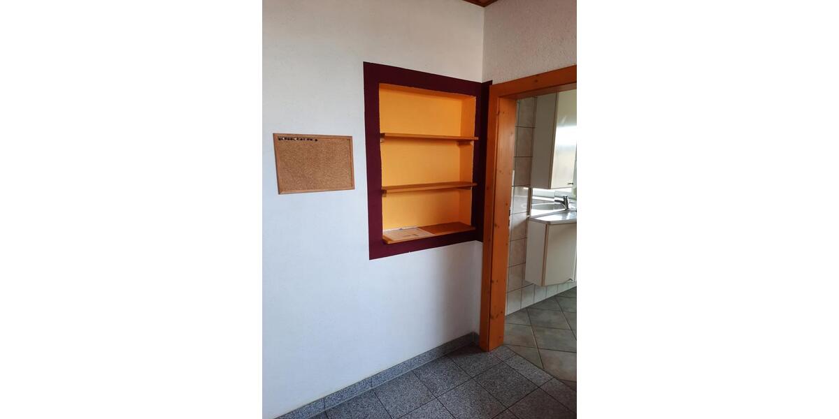 Etagenwohnung Neustadt an der Orla - 2 Zimmer, 45 m&sup2;, 295&euro; | Angebot:24562694