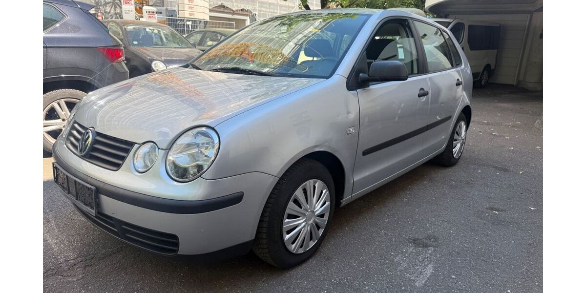 VW Polo 95.111 km 2.750 &euro; München 80636