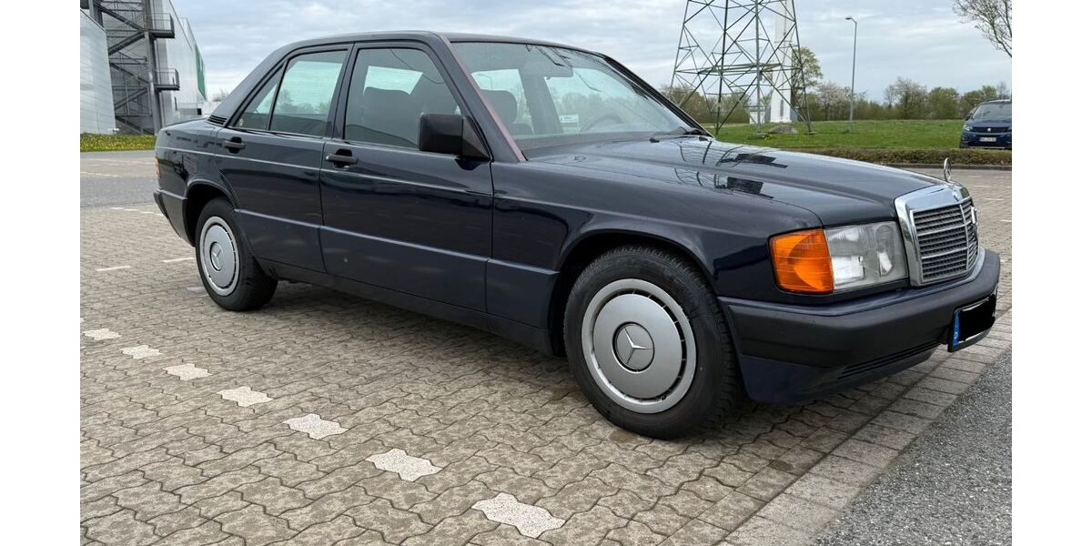 Mercedes-Benz 190 219.500 km 9.000 &euro; Elmshorn 25335