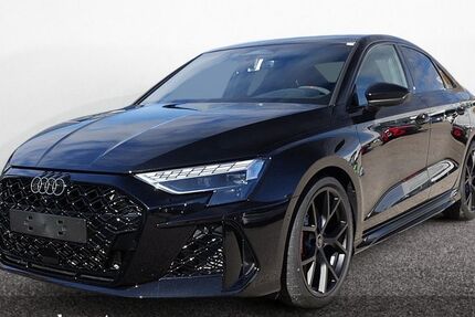 Audi RS3 2.100 km 72.685 &euro; Bietigheim-Bissingen 74321