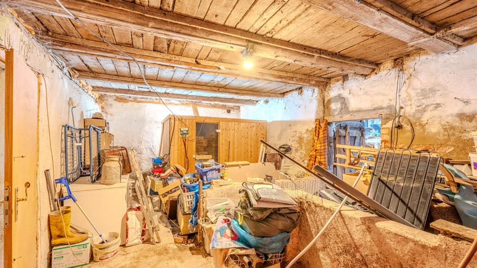 Einfamilienhaus Neubukow - 6 Zimmer, 215 m&sup2;, 215.000&euro; | Angebot:27025822