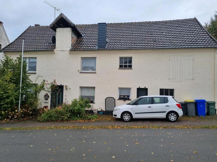 Freistehendes Einfamilienhaus mit Anbau in Brakel Siddessen zimmer