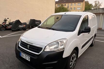 Peugeot Partner 135.000 km 7.000 € Schwelm 58332