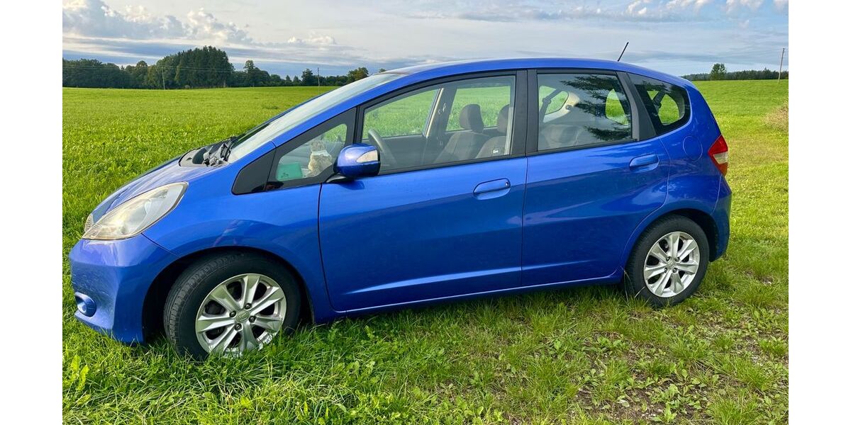 Honda Jazz 126.000 km 3.850 &euro; Warngau 83627