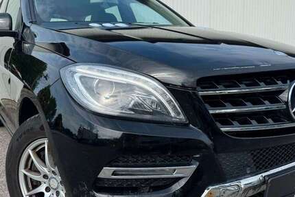 Mercedes-Benz ML 350 295.594 km 10.899 &euro; Oberding 85445