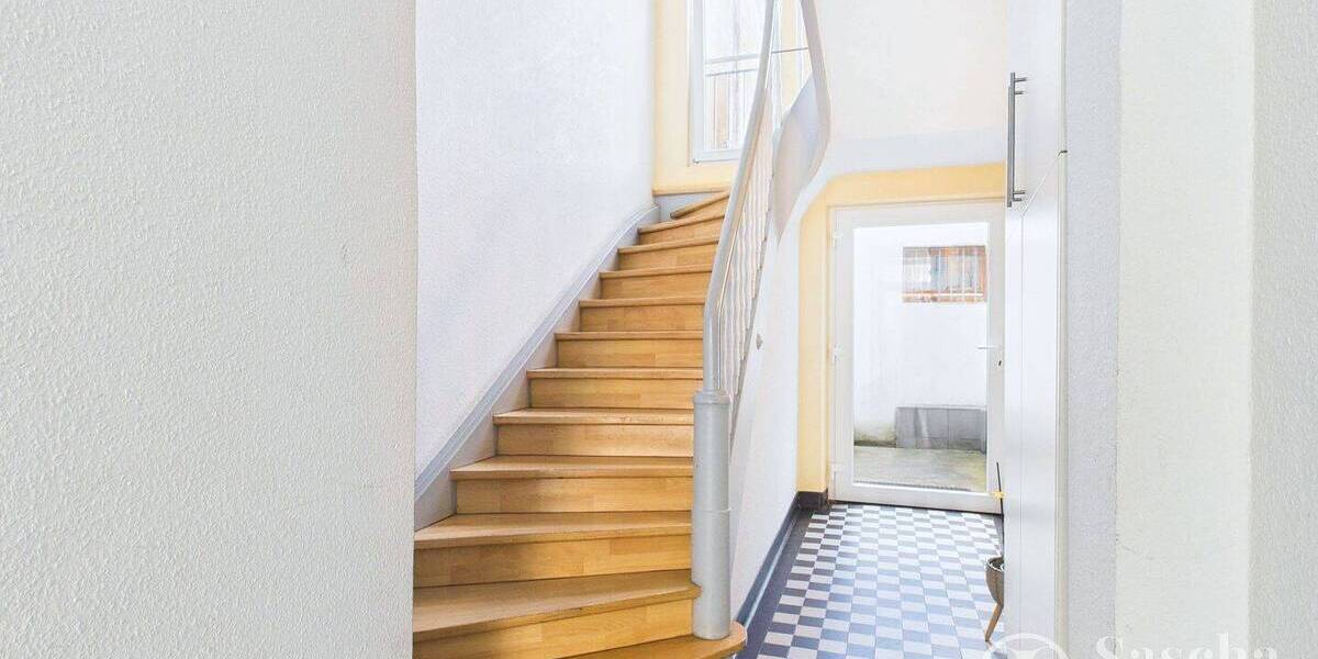 Helle und gut geschnittene 2,5-Zimmer-Wohnung in zentraler Innenstadtlage von St. Ingbert - Etagenwohnung Sankt Ingbert St. Ingbert | Angebot:26897067
