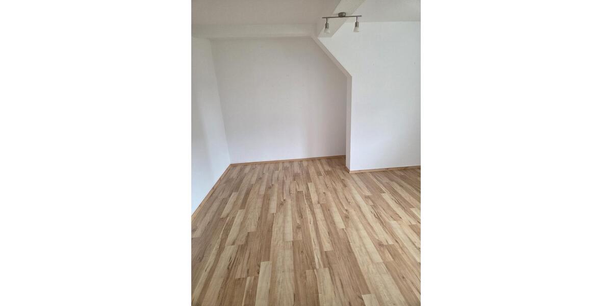 Etagenwohnung Baiersbronn - 3 Zimmer, 80 m&sup2;, 210.000&euro; | Angebot:25858200