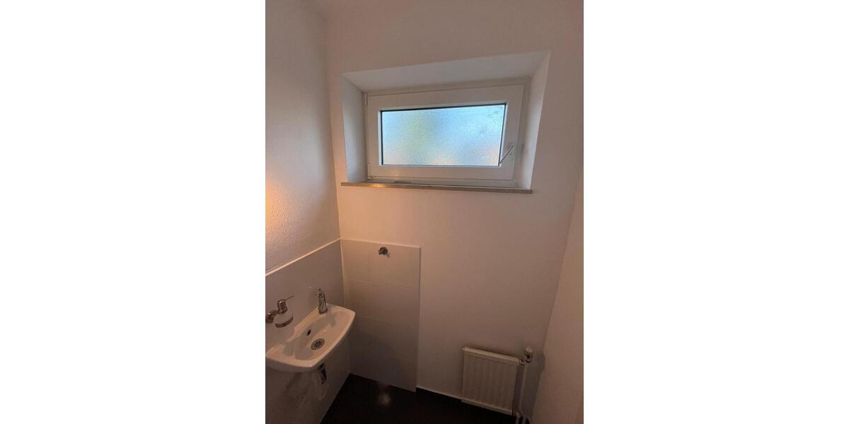 Reihenhaus Zeven - 4 Zimmer, 95 m&sup2;, 1.050&euro; | Angebot:26295389