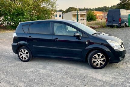 Toyota Corolla Verso 166.000 km 4.490 &euro; Kirkel 66459