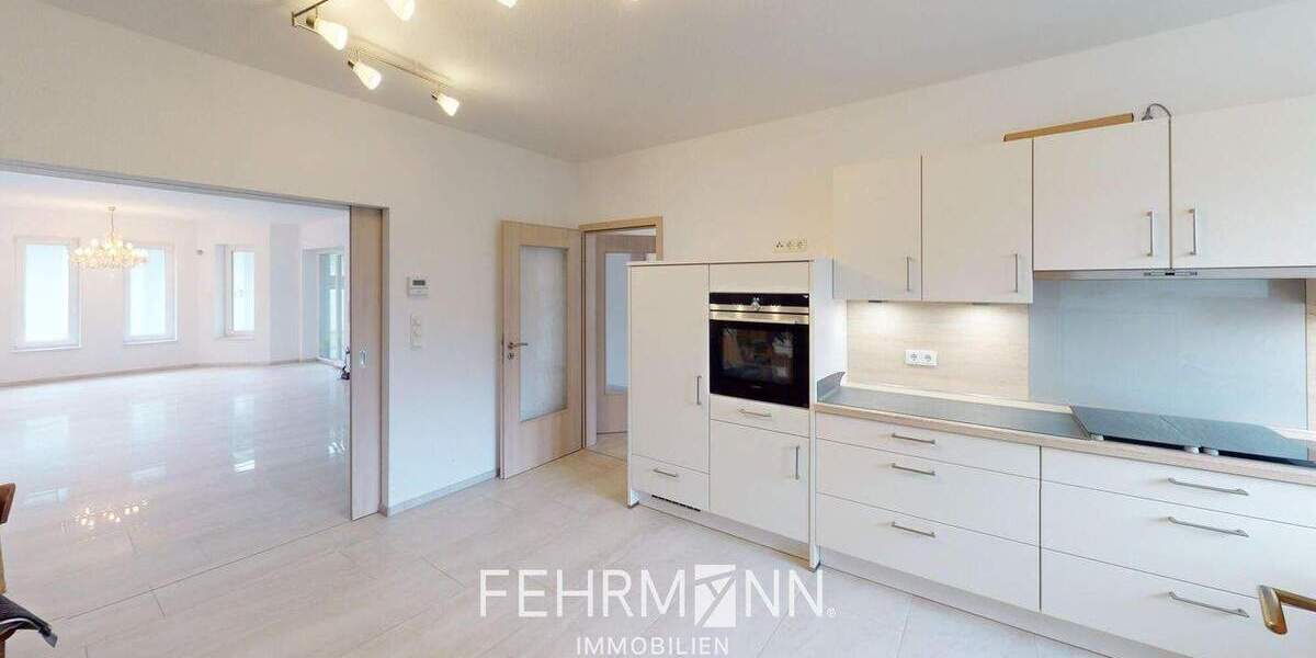 Einfamilienhaus Sögel - 6 Zimmer, 259 m&sup2;, 499.000&euro; | Angebot:25770470