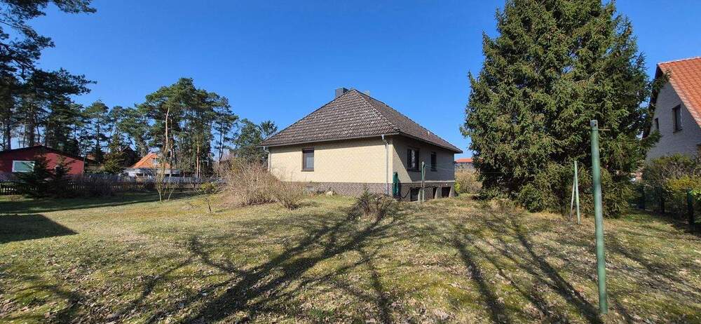 Wohnen auf einer Ebene mit Ausbaumöglichkeit - EBK - Vollkeller - Tiefgarage - Ausbaupotenzial - Bungalow Gorleben | Angebot:25475832
