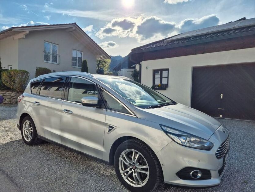 S-Max